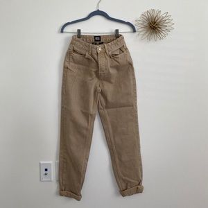 BDG High Rise Mom Jeans (: